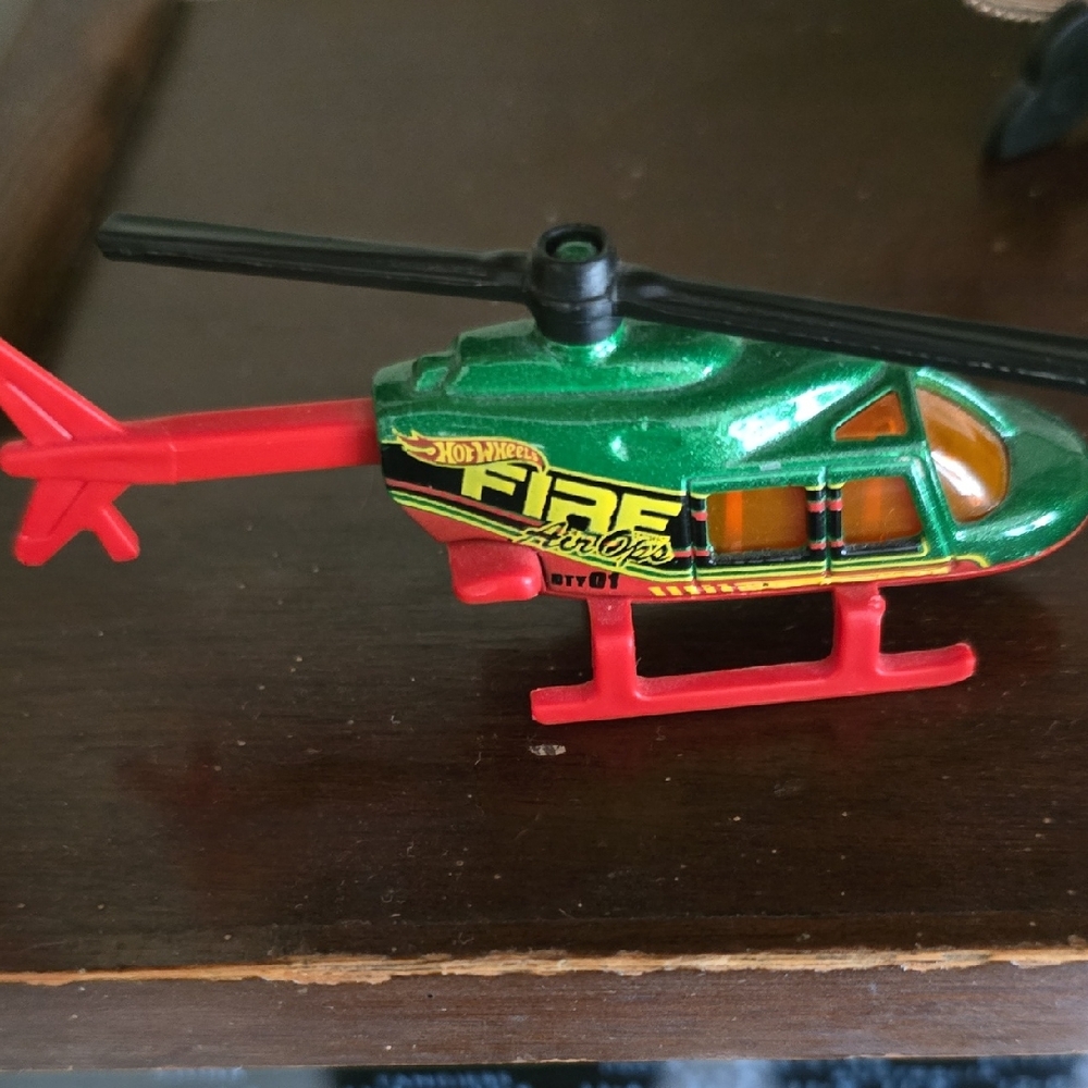 Hot Wheels Fire Helicopter Toy - Green and Red